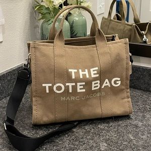 Marc Jacobs The Tote Bag